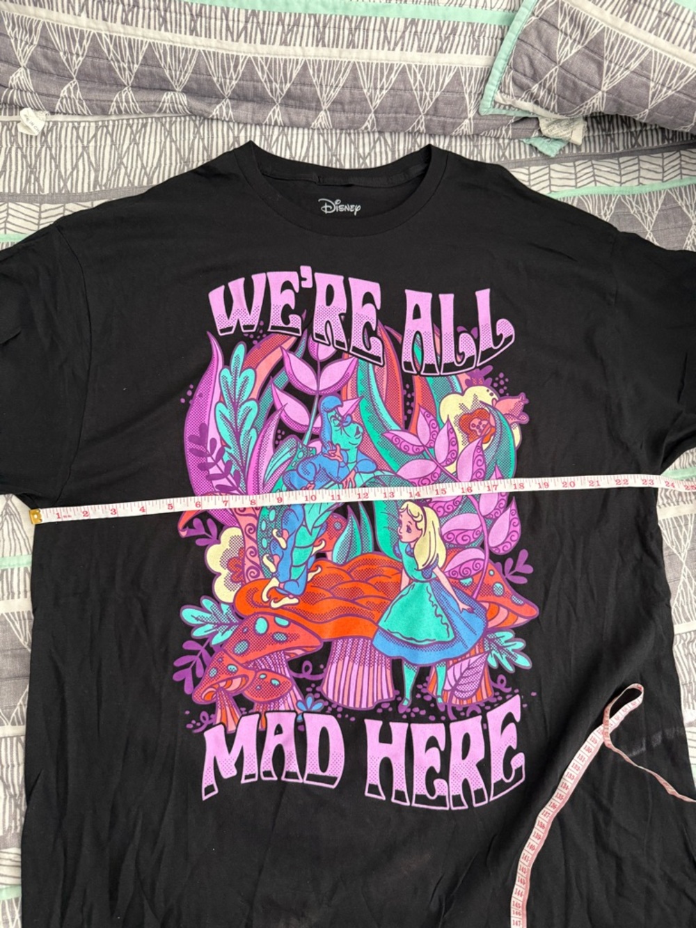 Disney Alice in Wonderland T-Shirt with We’re All Mad Here graphic - Size XL - Picture 5 of 6
